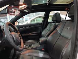 کرایسلەر 300